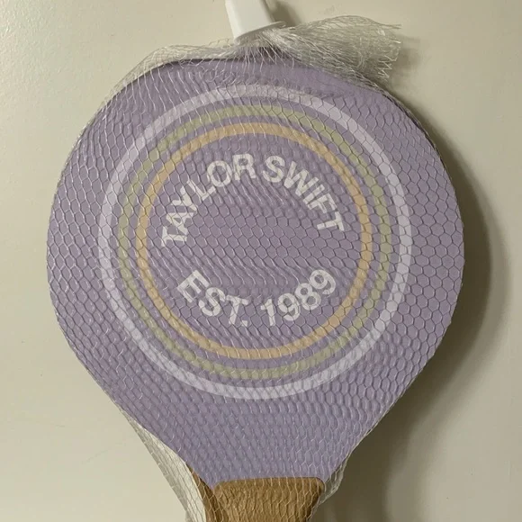 テイラー パドルセット（NEW Taylor Swift Paddle Ball Set）